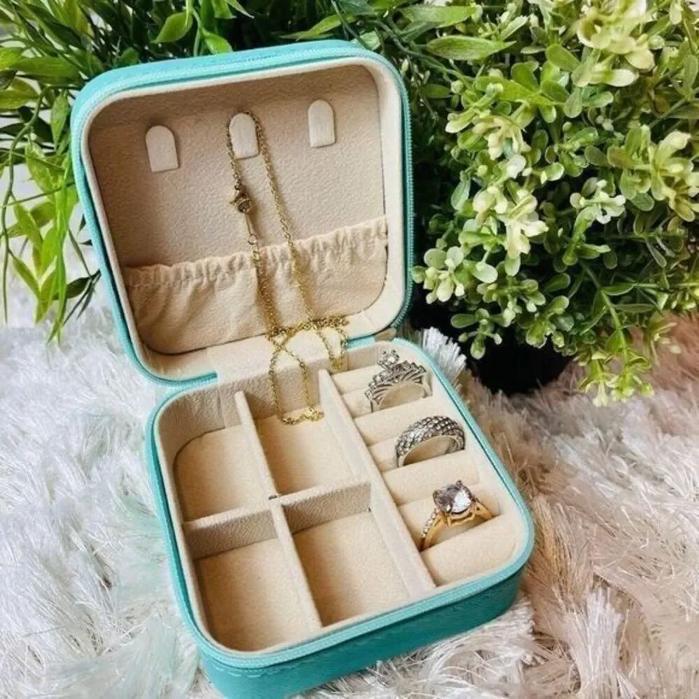 Small‎ Travel Jewelry Box Organizer Display Portable convenient Case Color Blue